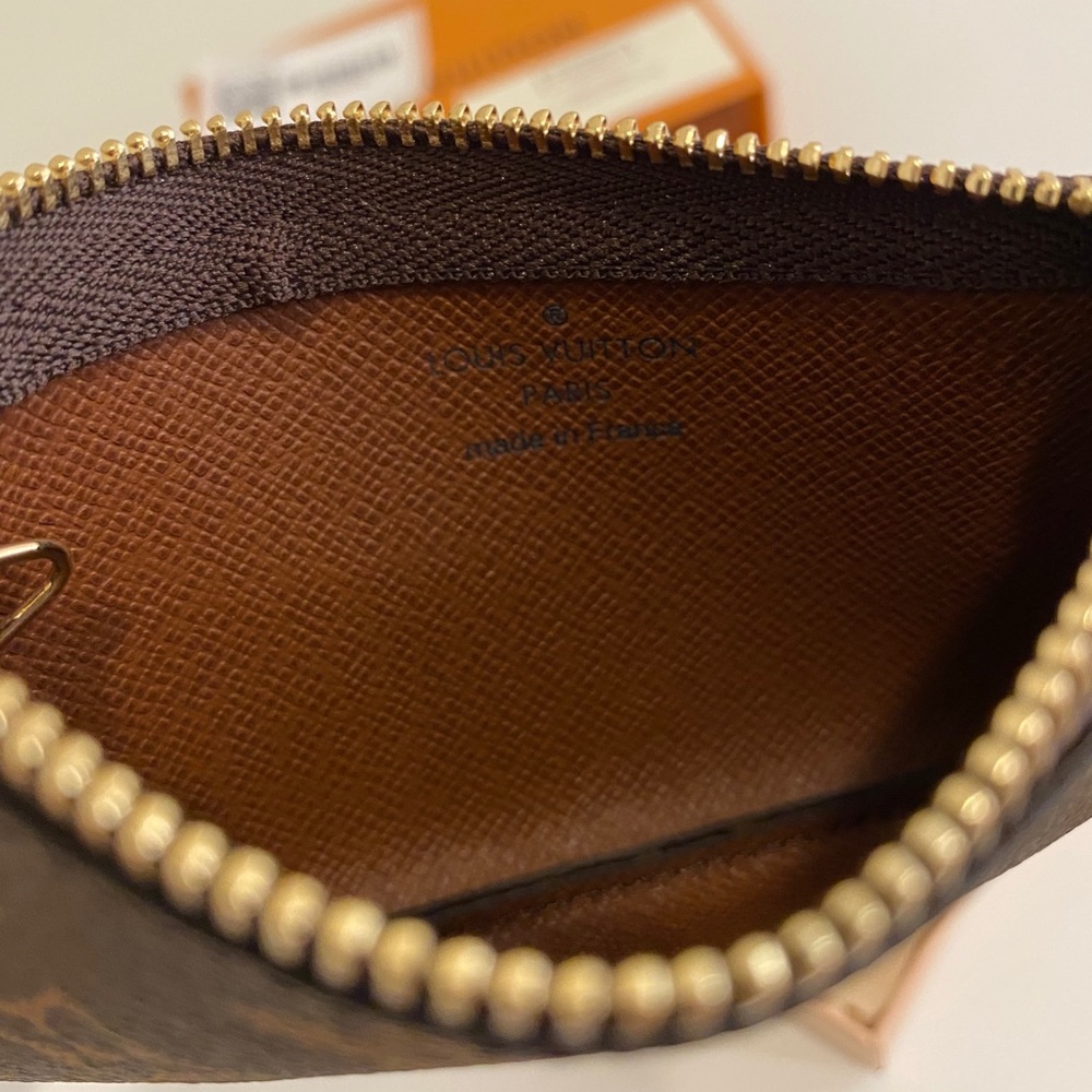 AUTHENTIC LV KEY POUCH (UNISEX) - Picture 5 of 5